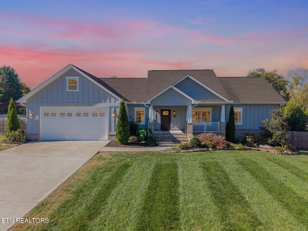 Photo of 109 Essex Drive, Knoxville, TN 37922 (MLS # 1326681)