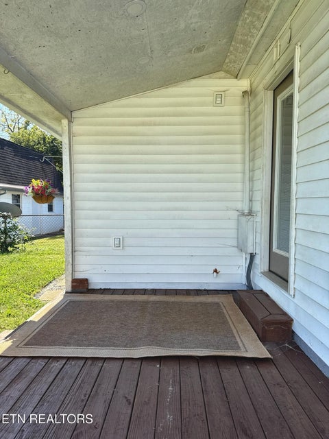 Tiny photo for 2522 Marshall St, Maryville, TN 37804 (MLS # 1359508)