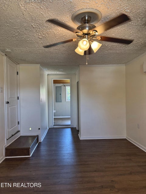 Tiny photo for 2522 Marshall St, Maryville, TN 37804 (MLS # 1359508)