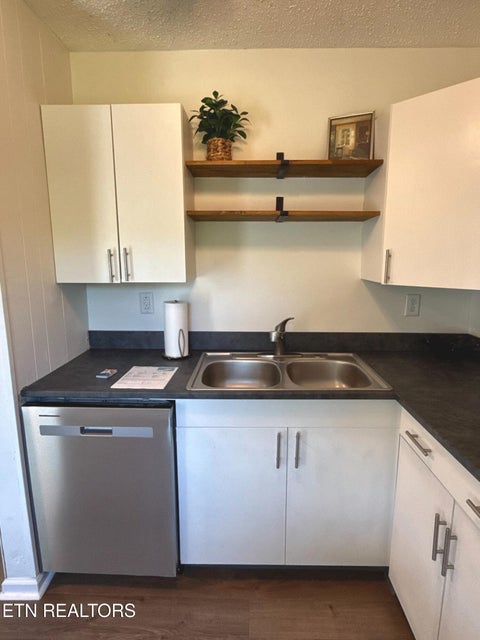 Tiny photo for 2522 Marshall St, Maryville, TN 37804 (MLS # 1359508)