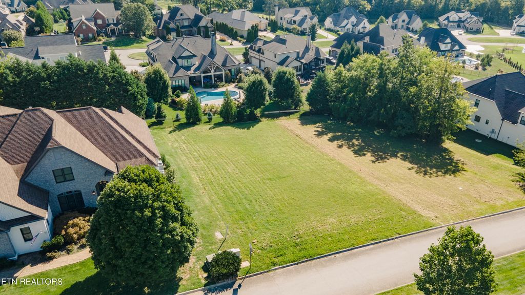 Photo of 1613 Charlottesville Blvd, Knoxville, TN 37922 (MLS # 1314323)