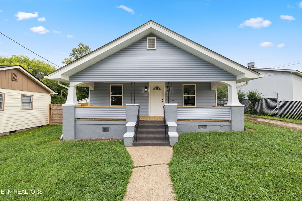 Photo of 1315 Minnesota Ave, Knoxville, TN 37921 (MLS # 1322445)