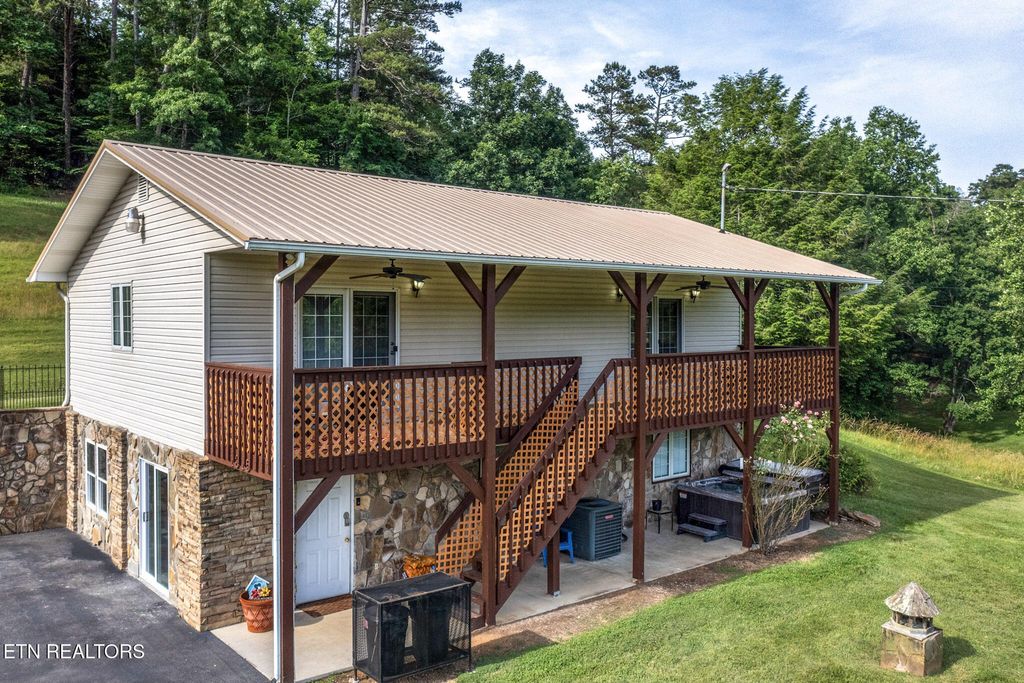 Photo of 1315 Mccarter Hollow Rd, Sevierville, TN 37862 (MLS # 1308597)
