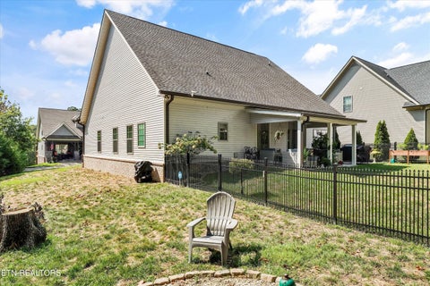 Tiny photo for 102 Chalmette Way, Lenoir City, TN 37772 (MLS # 1357535)