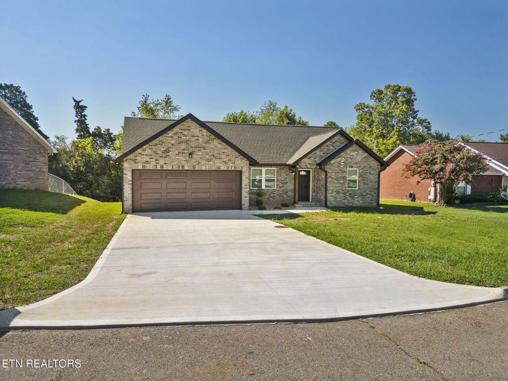 Photo of 7808 Knoweledge Lane, Knoxville, TN 37938 (MLS # 1329119)