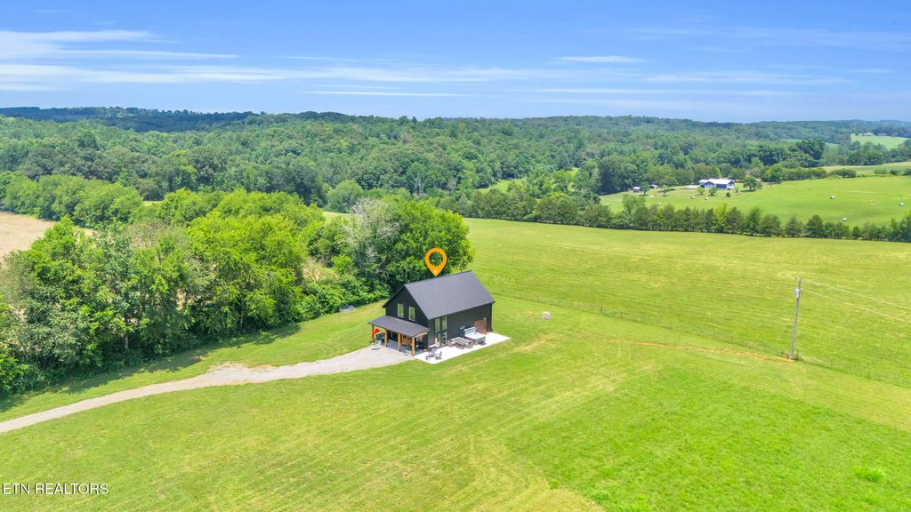Photo of 548 County Road 740, Riceville, TN 37370 (MLS # 1330982)