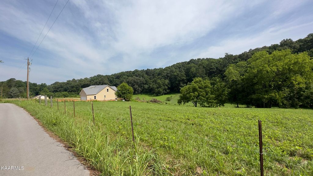 Photo of 4 Shady Rd, Strawberry Plains, TN 37871 (MLS # 1233008)