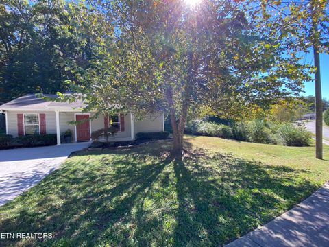 Photo of 5930 Bearden View Lane, Knoxville, TN 37909 (MLS # 1318903)
