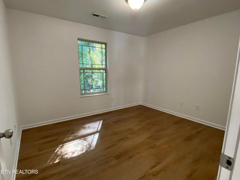 Tiny photo for 5930 Bearden View Lane, Knoxville, TN 37909 (MLS # 1318903)