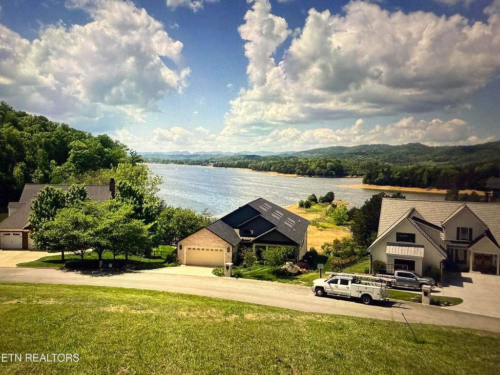 Photo of 6322 Coves Edge Trail Tr, Russellville, TN 37860 (MLS # 1325480)