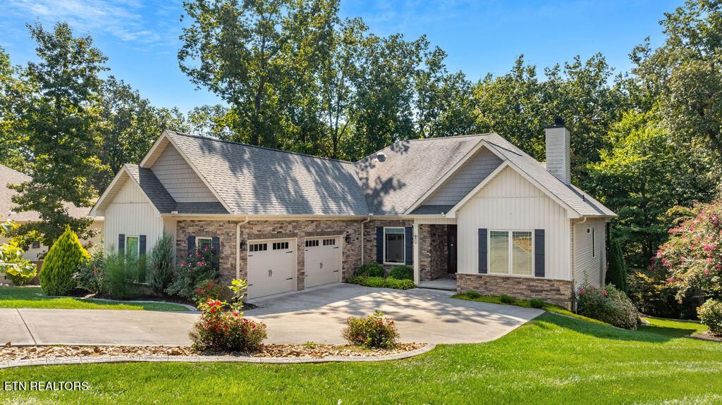 Photo of 111 Osage Court, Loudon, TN 37774 (MLS # 1315212)