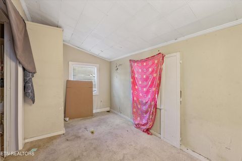 Tiny photo for 1080 Baker Ave, Knoxville, TN 37920 (MLS # 1324557)
