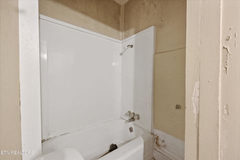 Tiny photo for 1080 Baker Ave, Knoxville, TN 37920 (MLS # 1324557)