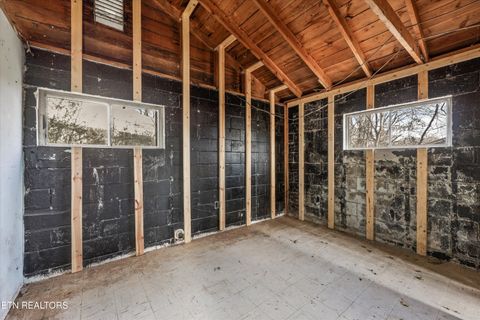 Tiny photo for 1080 Baker Ave, Knoxville, TN 37920 (MLS # 1324557)