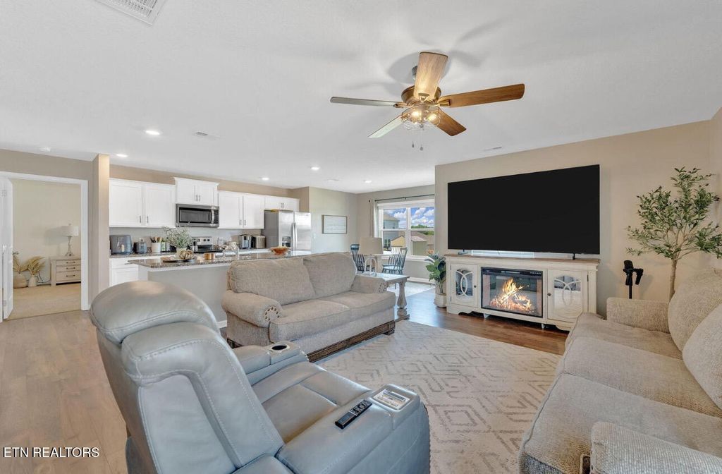 Photo of 312 Aspen Drive, Jefferson City, TN 37760 (MLS # 1342340)