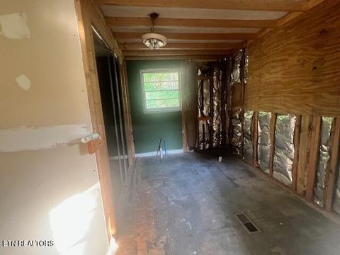 Tiny photo for 144 Walnut Drive, New Tazewell, TN 37825 (MLS # 1339691)