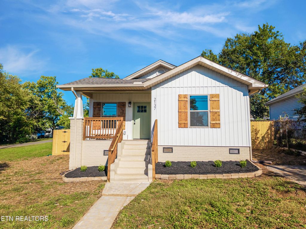 Photo of 2137 Major Ave, Knoxville, TN 37921 (MLS # 1317337)