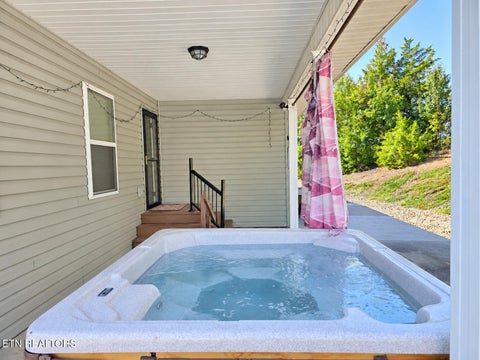 Tiny photo for 2075 Watkins Rd, Loudon, TN 37774 (MLS # 1358378)