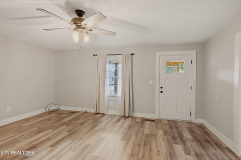 Tiny photo for 500 Monroe St, Madisonville, TN 37354 (MLS # 1355851)