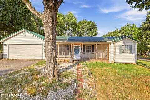 Photo of 500 Monroe St, Madisonville, TN 37354 (MLS # 1355851)