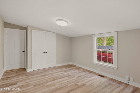 Tiny photo for 500 Monroe St, Madisonville, TN 37354 (MLS # 1355851)