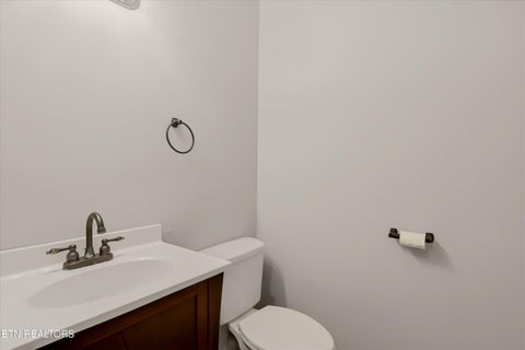 Tiny photo for 500 Monroe St, Madisonville, TN 37354 (MLS # 1355851)