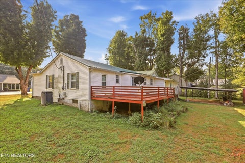 Tiny photo for 500 Monroe St, Madisonville, TN 37354 (MLS # 1355851)