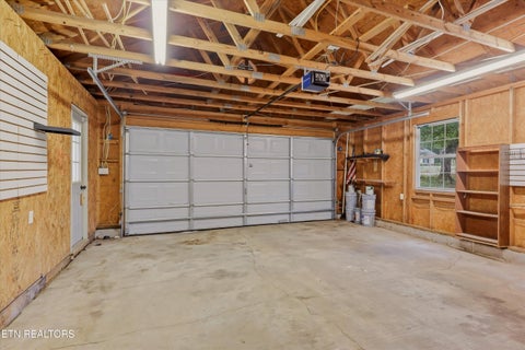 Tiny photo for 500 Monroe St, Madisonville, TN 37354 (MLS # 1355851)
