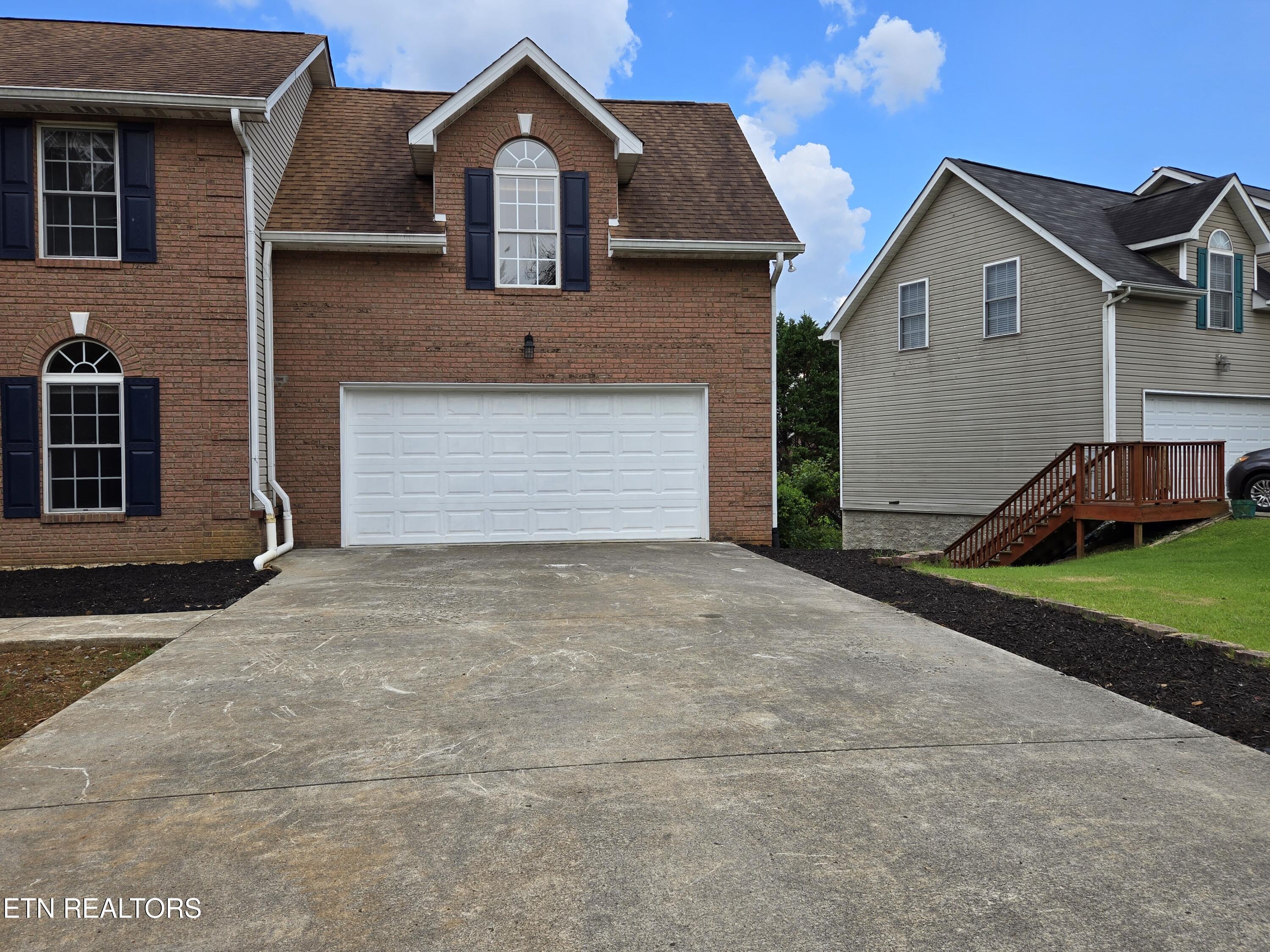 6106 Cateland Lane