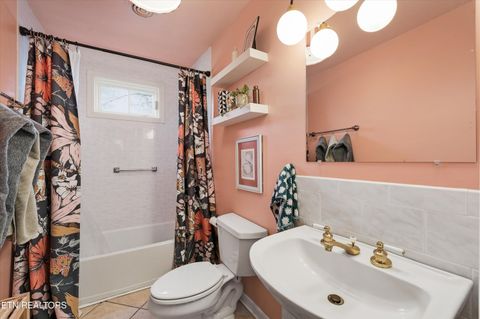 Tiny photo for 1318 N Briscoe Circle, Knoxville, TN 37912 (MLS # 1335929)