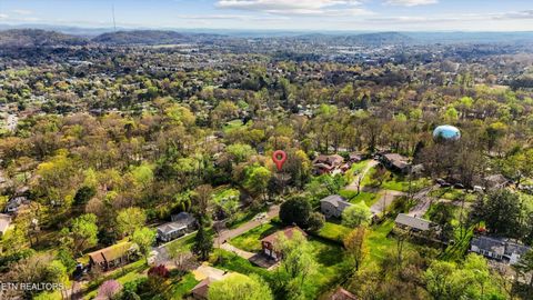 Tiny photo for 1318 N Briscoe Circle, Knoxville, TN 37912 (MLS # 1335929)