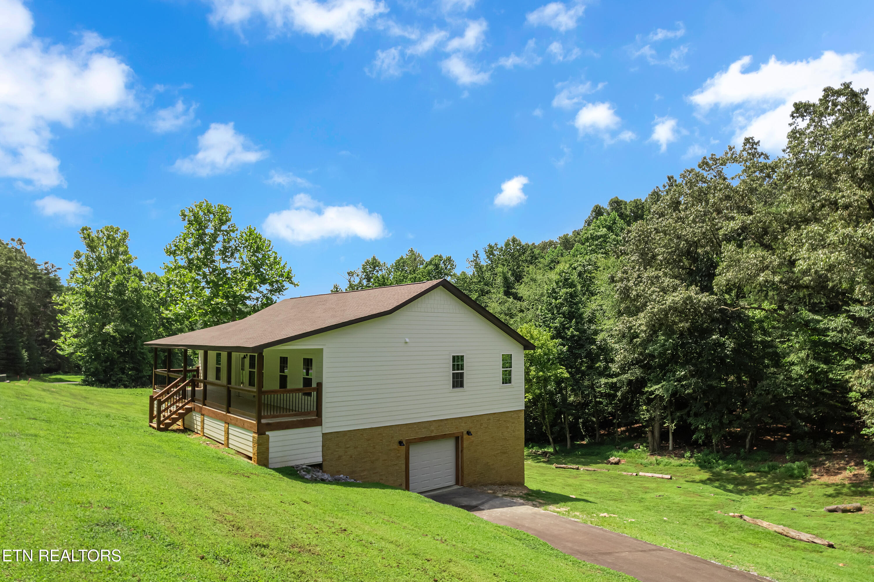 123 Cove Springs Drive