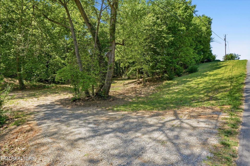 Photo of Brooksview Rd #Lot 137, Lenoir City, TN 37772 (MLS # 1338538)