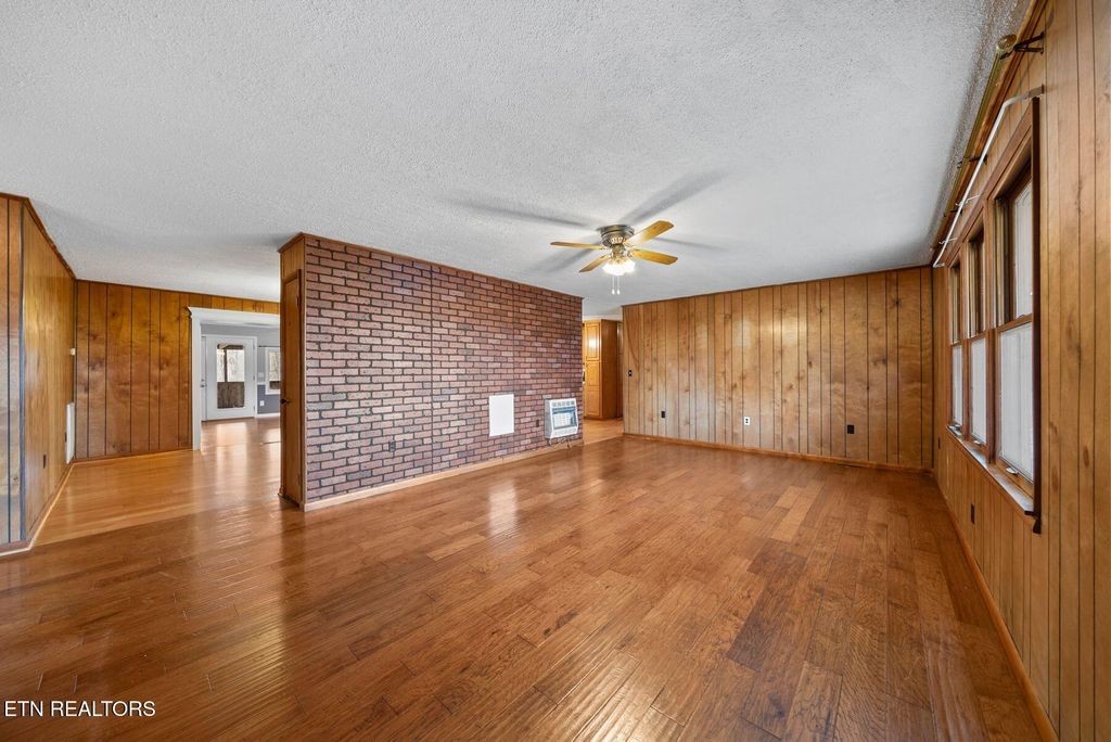 Photo of 1509 Ted Davis Rd, Crossville, TN 38572 (MLS # 1330133)