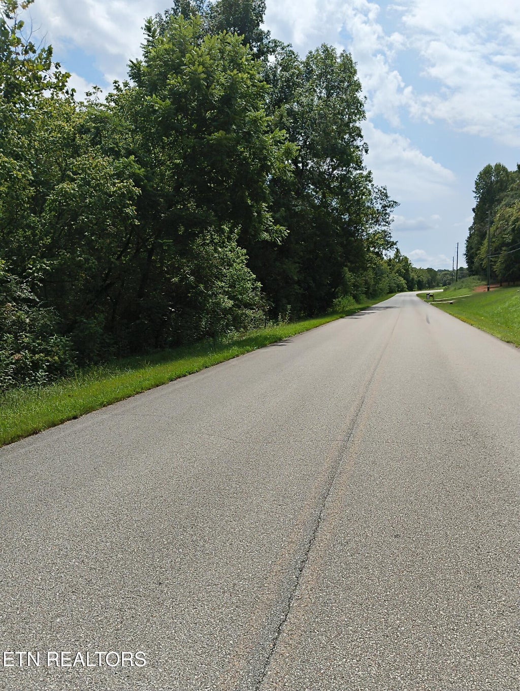 Photo of 9500 E Matlock Bend Rd, Loudon, TN 37774 (MLS # 1354943)
