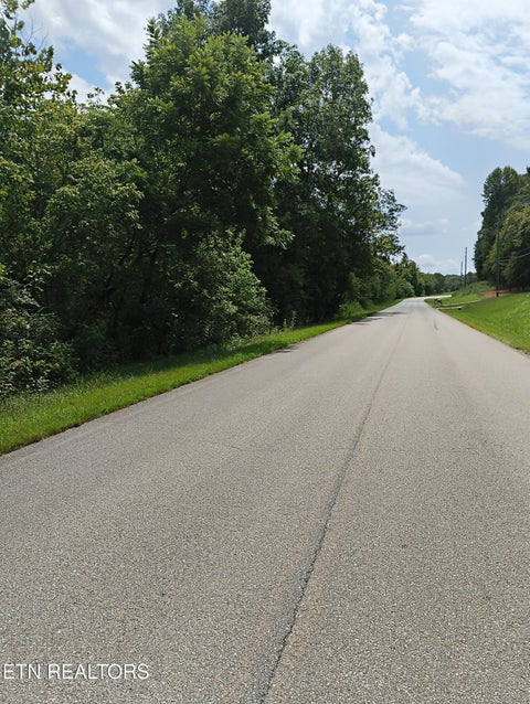 Photo of 9500 E Matlock Bend Rd, Loudon, TN 37774 (MLS # 1354943)