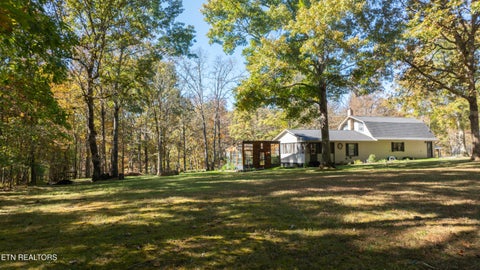 Photo of 542 Laurel Rd, Crossville, TN 38555 (MLS # 1360405)