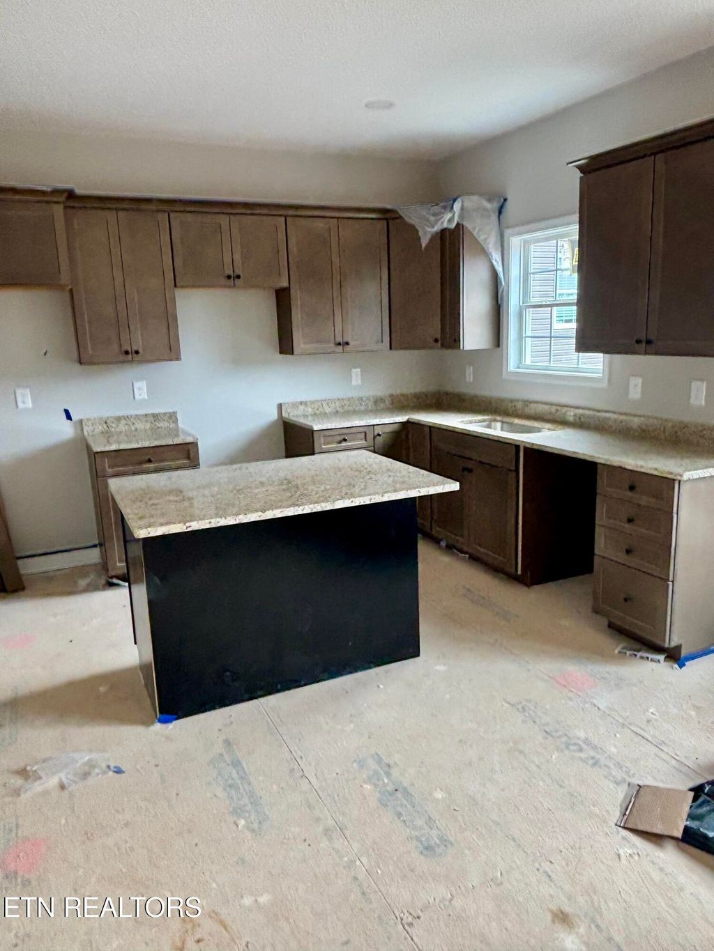 Photo of 324 Eastland Park Drive, Blaine, TN 37709 (MLS # 1331872)