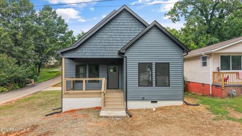 Photo of 2701 Spencer St, Knoxville, TN 37917 (MLS # 1345775)