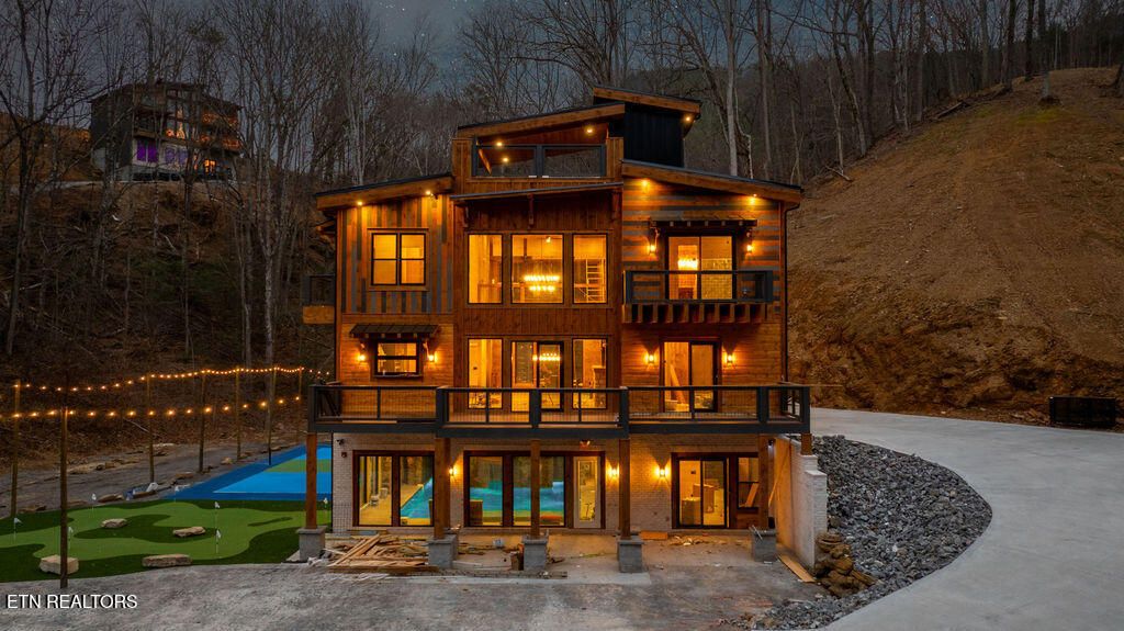 Photo of 1880 Allen Way, Sevierville, TN 37862 (MLS # 1325528)