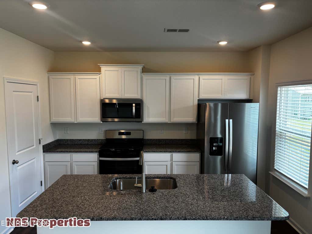 Photo of 935 Utopia Lane, Knoxville, TN 37932 (MLS # 1348289)