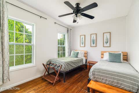 Tiny photo for 1004 Phillips Ave, Knoxville, TN 37920 (MLS # 1349970)