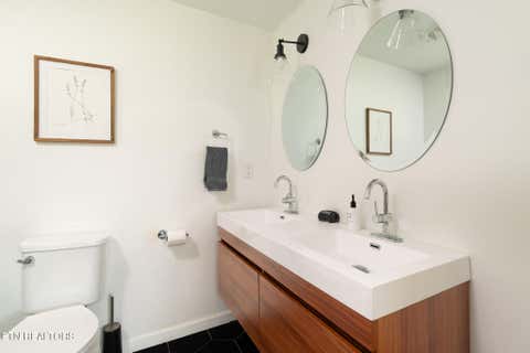 Tiny photo for 1004 Phillips Ave, Knoxville, TN 37920 (MLS # 1349970)