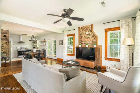 Tiny photo for 1004 Phillips Ave, Knoxville, TN 37920 (MLS # 1349970)