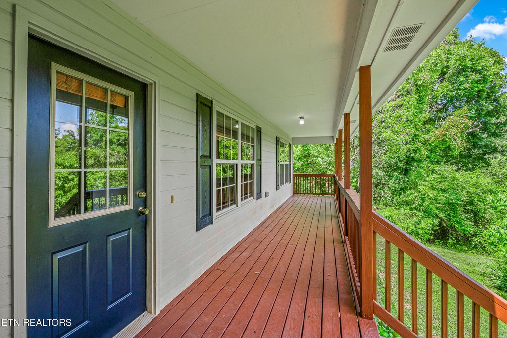 Photo of 4819 Hillard Lane, Strawberry Plains, TN 37871 (MLS # 1306609)