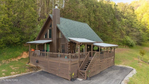 Photo of 176 Humingbird Lane, Sharps Chapel, TN 37866 (MLS # 1348352)
