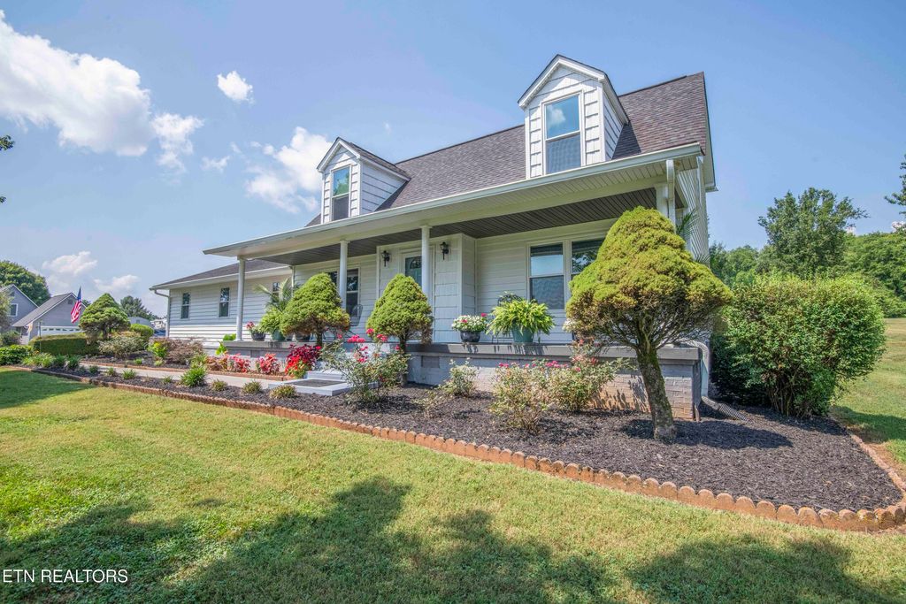 Photo of 1200 Big Bend Rd, Strawberry Plains, TN 37871 (MLS # 1307491)