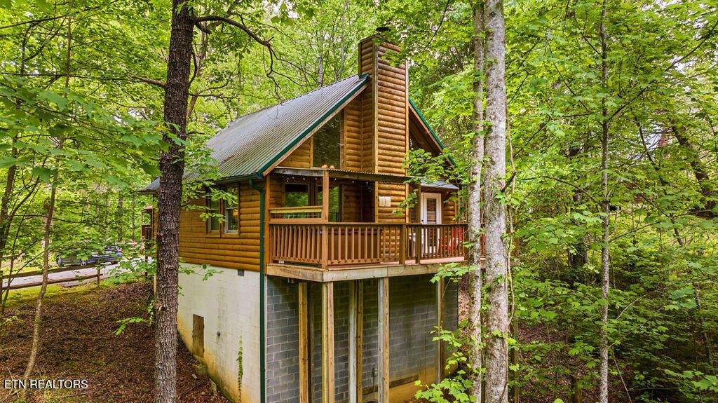 Photo of 1452 Cupid Way, Sevierville, TN 37876 (MLS # 1318922)