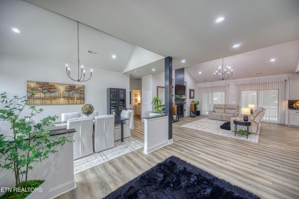 Photo of 224 Seminole Circle, Loudon, TN 37774 (MLS # 1336006)