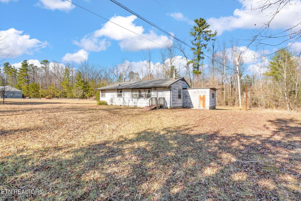 Photo of 36643648 Morgan county Hwy, Wartburg, TN 37887 (MLS # 1297123)